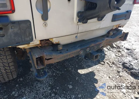 2011 Jeep Wrangler Unlimited Sport z USA, uszkodzony, nr VIN 1J4BA3H14BL575380